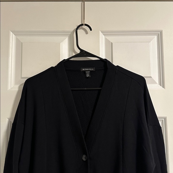 🆕 EUC Beyond Yoga Carefree Oversized Cardigan in Black size XS - Picture 5 of 15